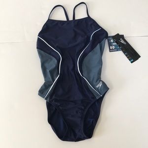 SPEEDO Swimsuit Performance Race 11 NWT
